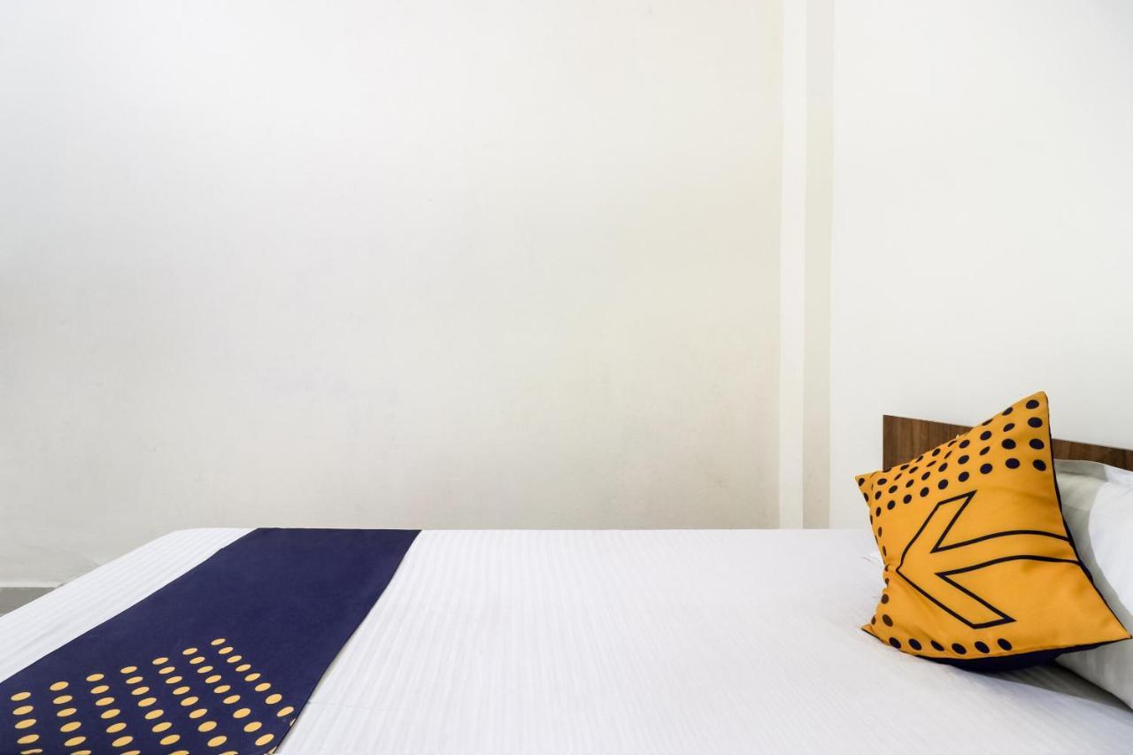 Oyo 40073 Yash Homestay Samarda Kaliāsot Zewnętrze zdjęcie