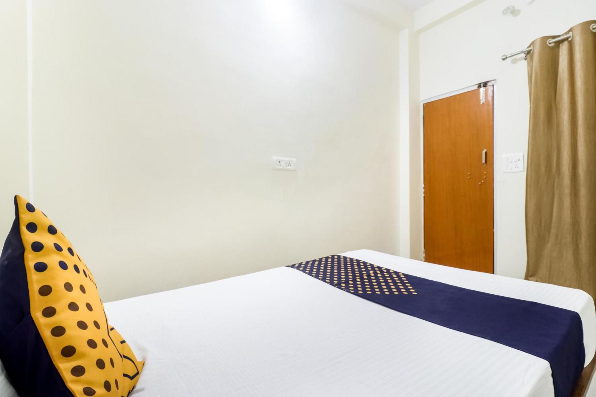 Oyo 40073 Yash Homestay Samarda Kaliāsot Zewnętrze zdjęcie