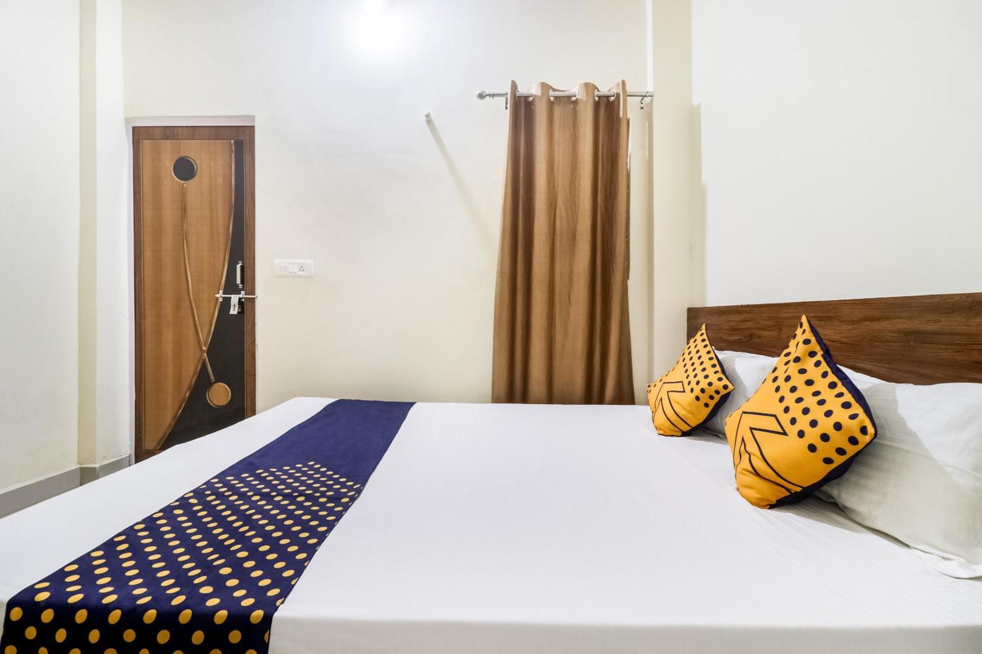 Oyo 40073 Yash Homestay Samarda Kaliāsot Zewnętrze zdjęcie