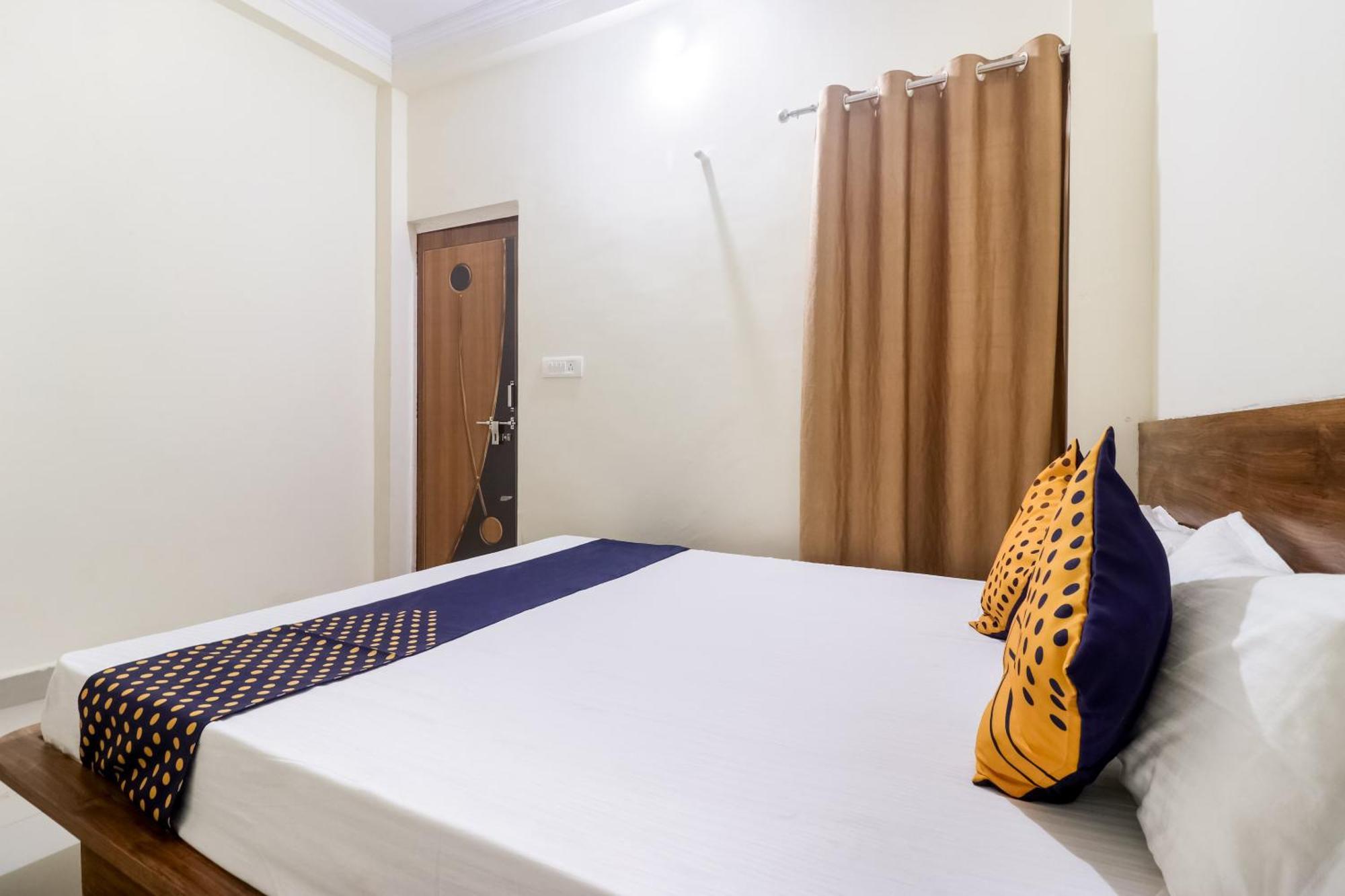 Oyo 40073 Yash Homestay Samarda Kaliāsot Zewnętrze zdjęcie
